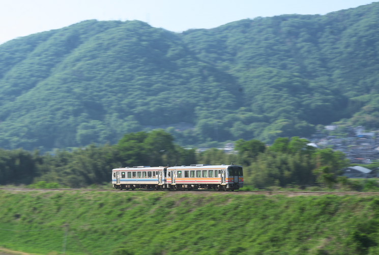 キハ１２０（牧山～野々口）