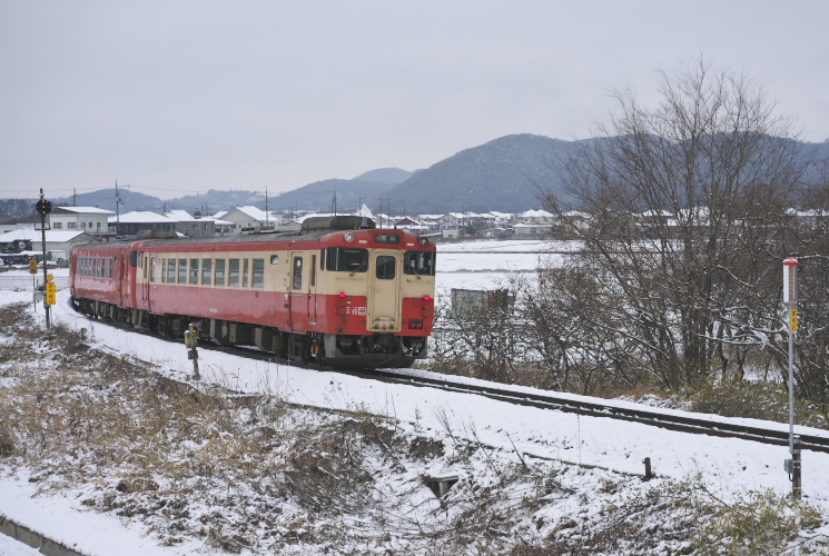 津山線３９３５Ｄ列車（牧山～玉柏）