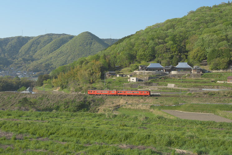津山線快速列車