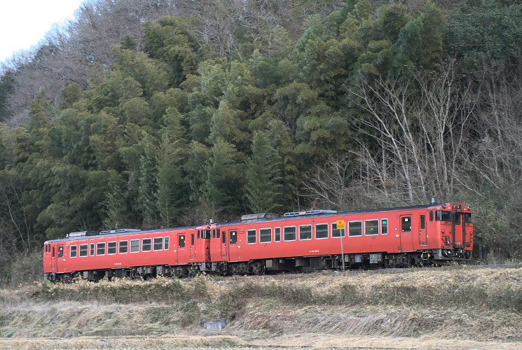 ９５４列車（神目～弓削）久米南町下二ケ付近
