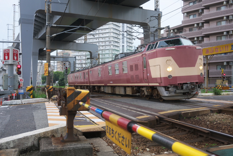 １３１３Ｍ列車（西川原～岡山）