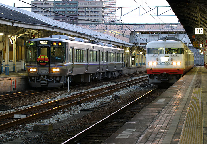 ＪＲ四国５０００系電車