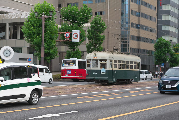 広島電鉄１５６号電車