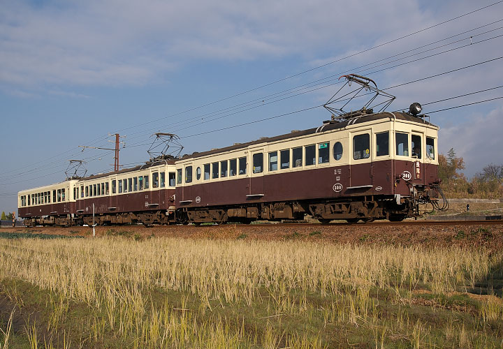 高松琴平電鉄第２０１９列車