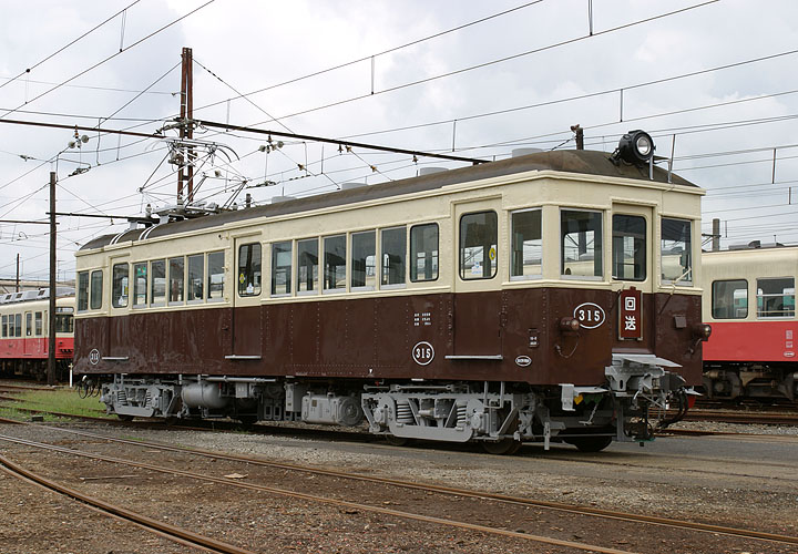 琴電３１５号電車（仏生山工場）