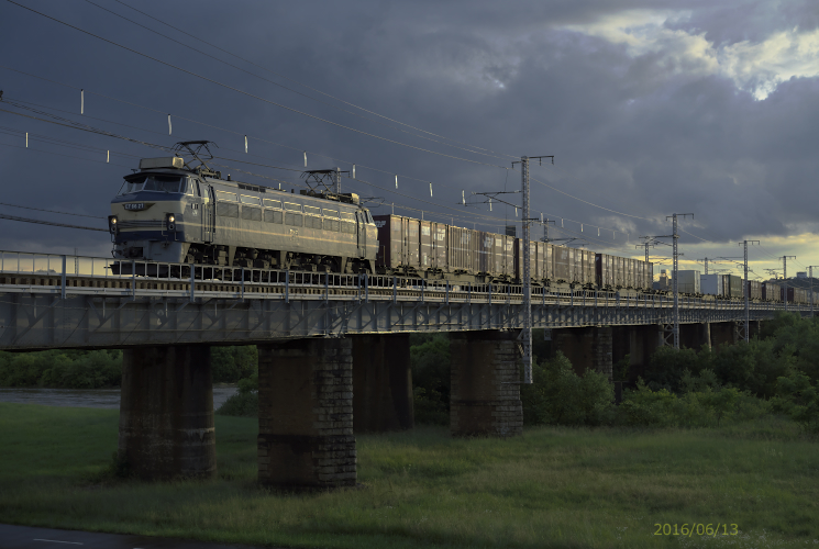 ＥＦ６６　２７（５０５６列車）旭川橋梁