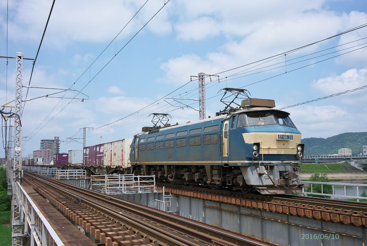 ＥＦ６６　３６（１０４０レ）旭川橋梁