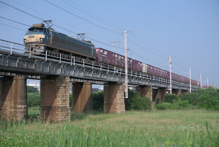 ＥＦ６６　２６（８０５６列車）旭川橋梁