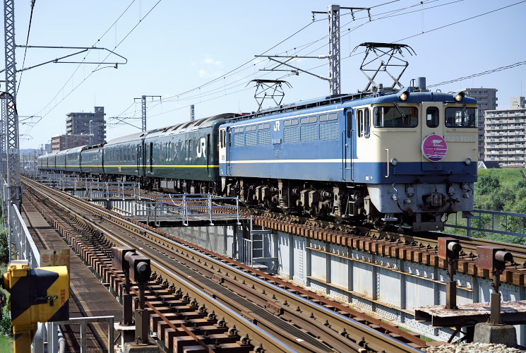 ＥＦ６５　１１３２　[関]（岡山～西川原）