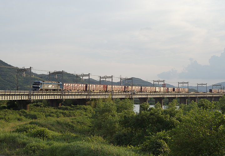 吉井川橋梁（夕刻・上り線）