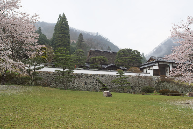 河原邸（岡山市北区御津紙工）