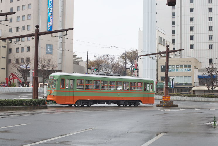 岡電３０００形３０１０号