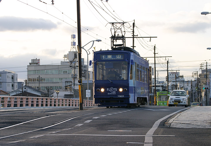 岡電７９０１号