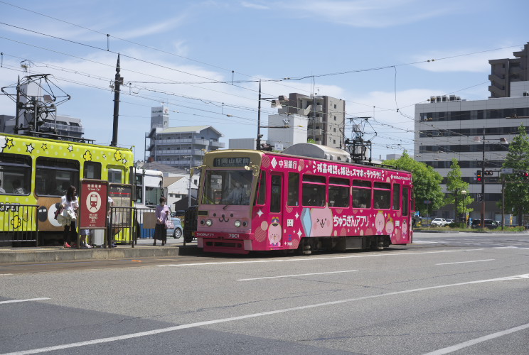 岡山電気軌道柳川電停（７９０１号電車）