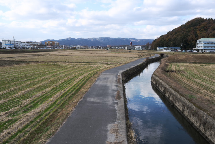 足守川から水を引いた．（岡山市北区門前）