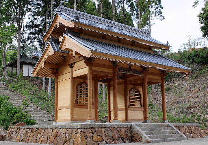 豊楽寺（貴惣門）