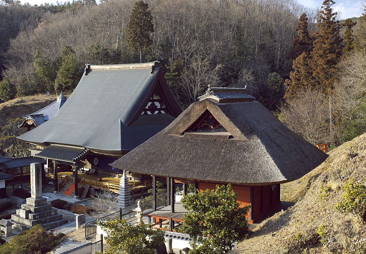 日応寺番神堂