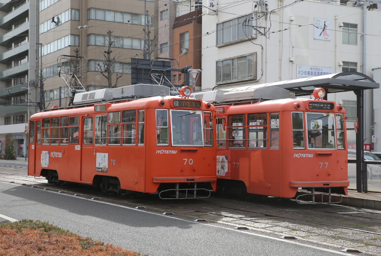 伊予鉄道 ７０形　離合（南堀端）