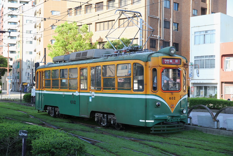 鹿児島市交通局　６００形（６０２号電車）鹿児島駅前