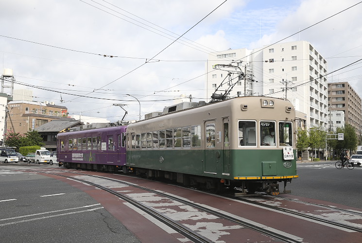 京福電鉄 嵐山本線　モボ３０１＋モボ５０２