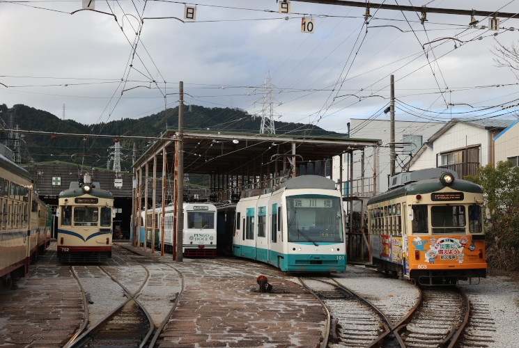 とさでん交通桟橋車庫